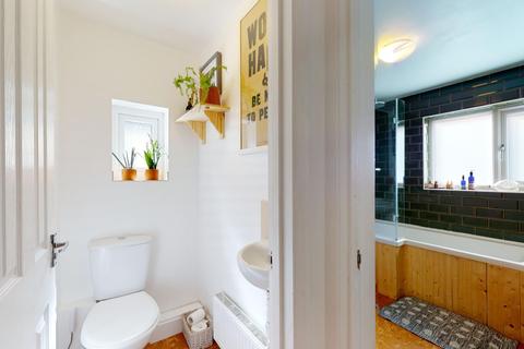 15 Bournemouth Road, Folkestone, CT19 5BA