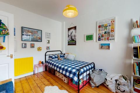 15 Bournemouth Road, Folkestone, CT19 5BA