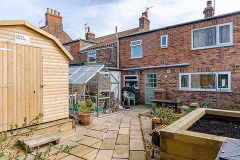 6 Coltman Row, Roos, Hull, HU12 0HD