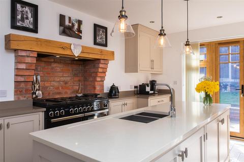 2a Sandy Road, Stourbridge, DY8 3AH