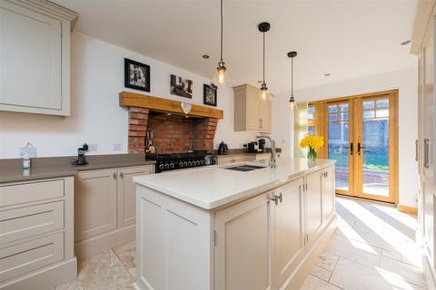 2a Sandy Road, Stourbridge, DY8 3AH
