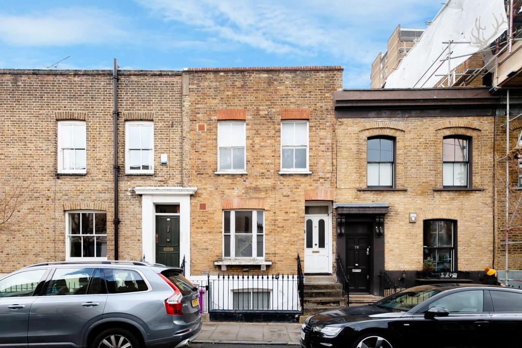 Ellesmere Road, London 2 bed duplex £550,000