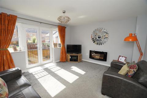 42 Harrier Close, Lostock, Bolton, BL6 4GL