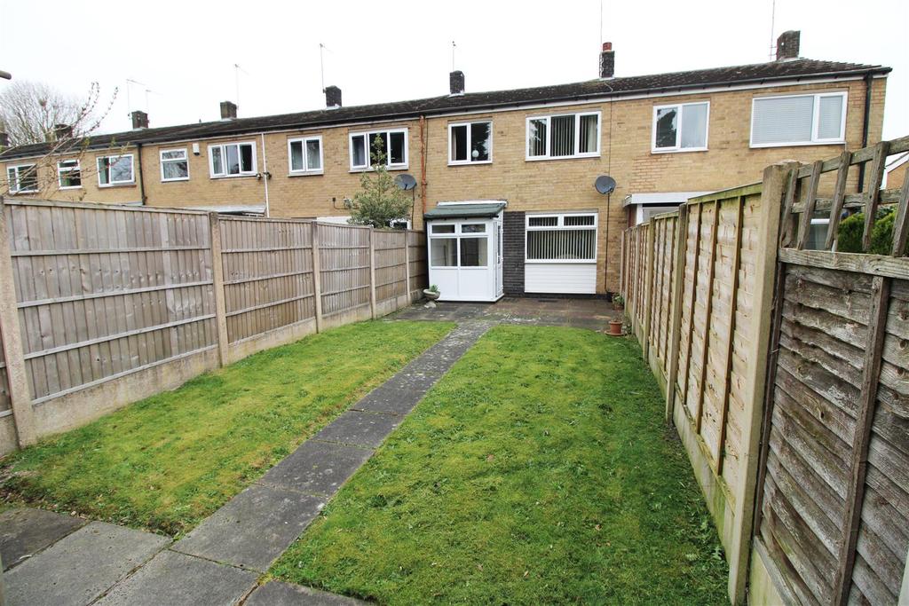 Thirlmere Drive, Moseley, Birmingham 3 bed terraced house £150,000