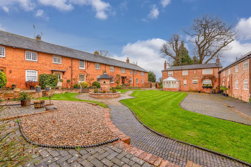 West-Langton-Hall-Market-Harborough-mews-Magnolia-