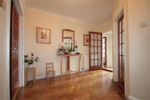 27 Greenhill, Wembley, HA9 9HF
