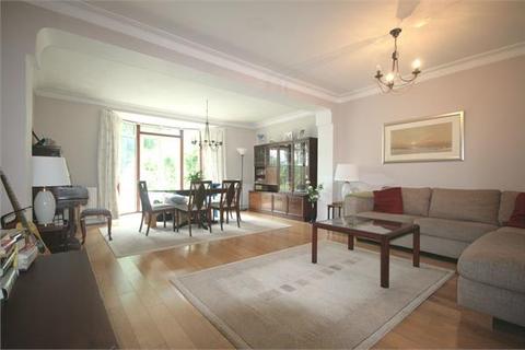 27 Greenhill, Wembley, HA9 9HF