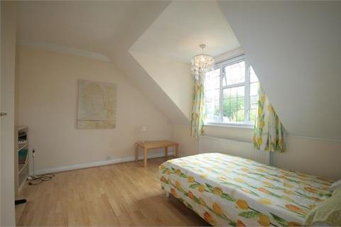 27 Greenhill, Wembley, HA9 9HF