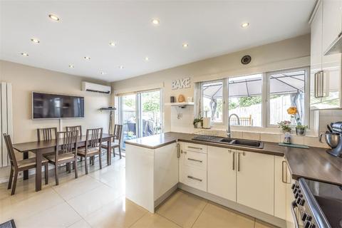 81 Townsend Lane, London, NW9 8BP