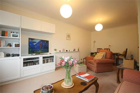22 Crown Walk, Wembley, HA9 8HU