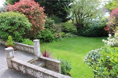 7 Charlton Road, Wembley, HA9 9QT