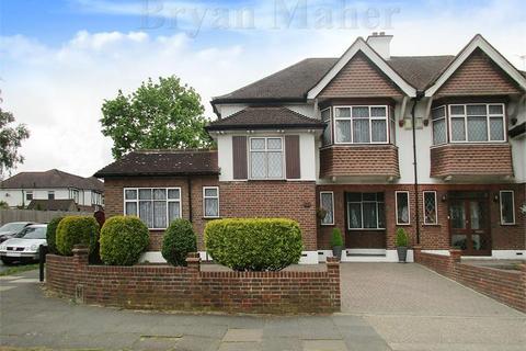 57 Shaftesbury Avenue, Kenton, Harrow, HA3 0RB
