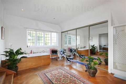 20 Old Church Lane, London, NW9 8TD