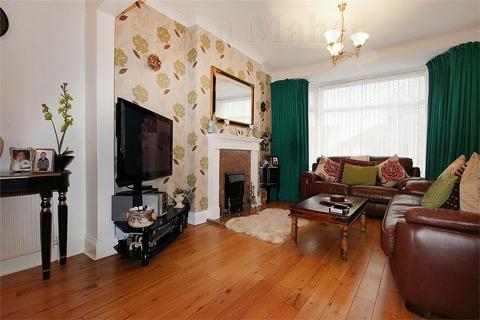 13 Forest Gate, London, NW9 0SP