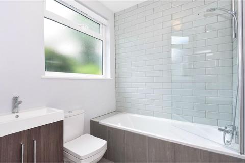 26 Leith Close, London, NW9 8DE
