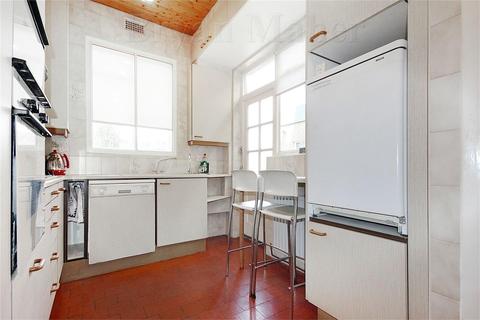25 Ravenscroft Avenue, Wembley, HA9 9TJ
