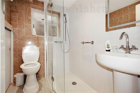 25 Ravenscroft Avenue, Wembley, HA9 9TJ
