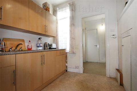 43 Dagmar Avenue, Wembley, HA9 8DG