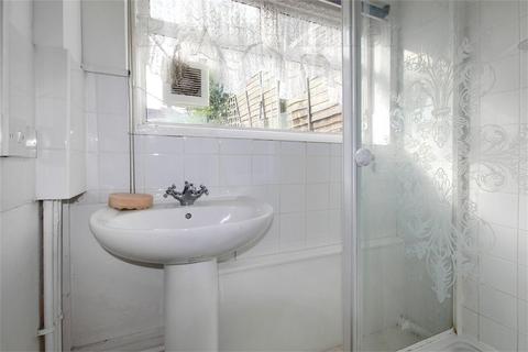 43 Dagmar Avenue, Wembley, HA9 8DG