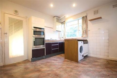 15 Mayfields Close, Wembley, HA9 9PP