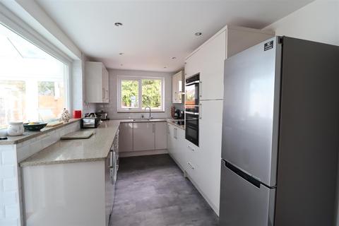 3 Treleaver Way, Truro, TR1 3PS