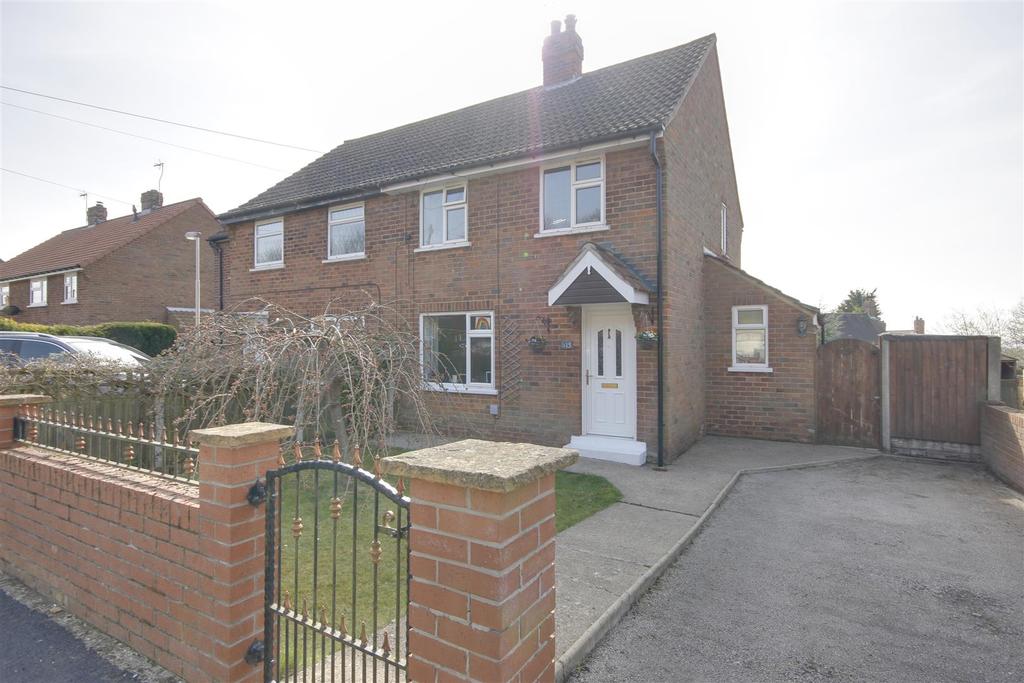 Holly Hill, Welton 3 bed semidetached house £165,000