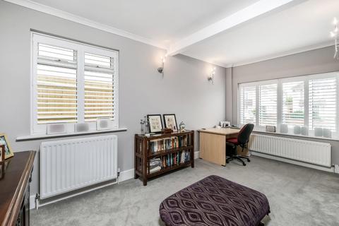 7 Ridgeway Road, Salisbury, SP1 3BT