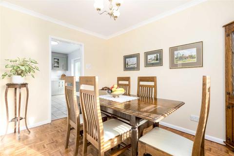 13 Balliol Close, Tackley, Kidlington, OX5 3AS
