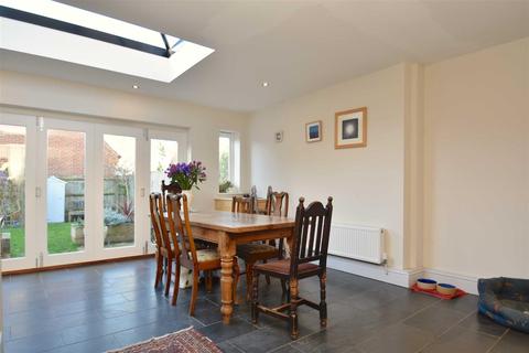 3 Blacksmiths Close, Weston On The Green, Bicester, OX25 3FL