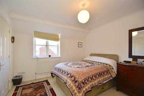 3 Blacksmiths Close, Weston On The Green, Bicester, OX25 3FL