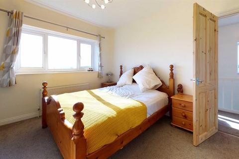 1 Aston View, Somerton, Bicester, OX25 6NH