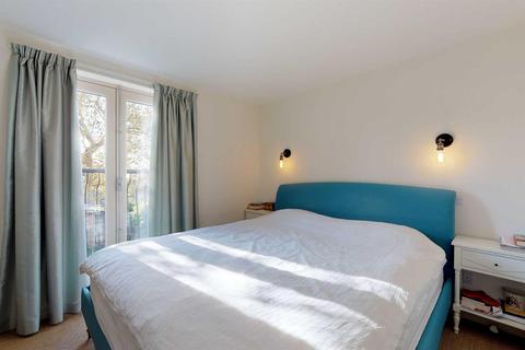 Dolphin Cottage Bletchingdon Road, Kirtlington, Kidlington, OX5 3HF