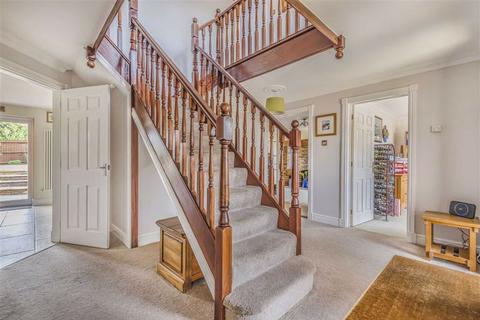 15 Great Groves, Goffs Oak, Waltham Cross, EN7 6SX