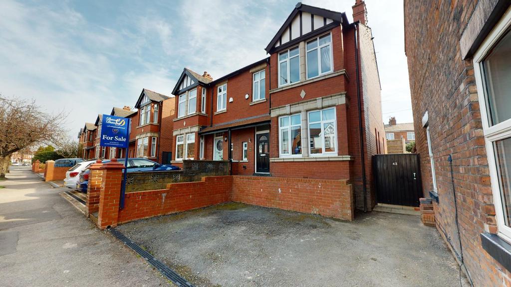 Kenyon Road, Wigan 3 bed semidetached house £239,995