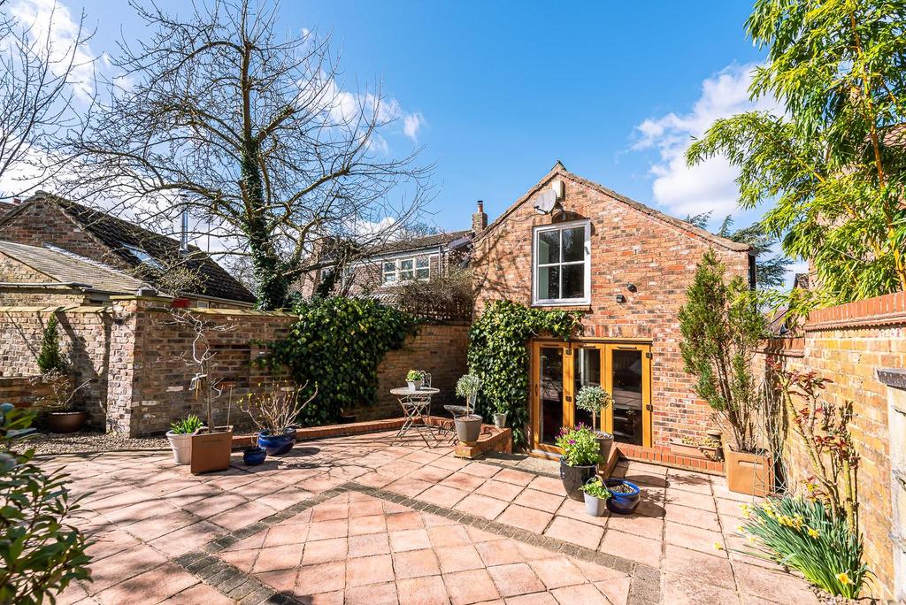 Main Street, Stamford Bridge, York, YO41 3 bed detached house for sale