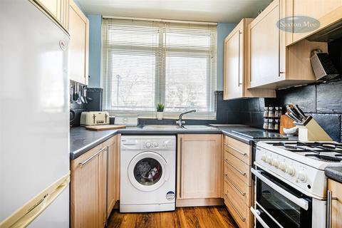 81 Fairbarn Drive, Sheffield, S6 5QJ