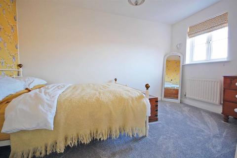84 Grantham Avenue, Great Notley, Braintree, CM77 7FP