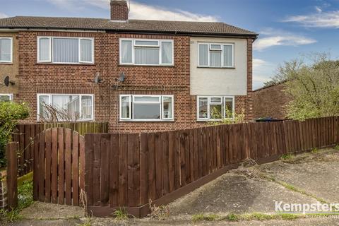34 Elm Road, Aveley, South Ockendon, RM15 4SX