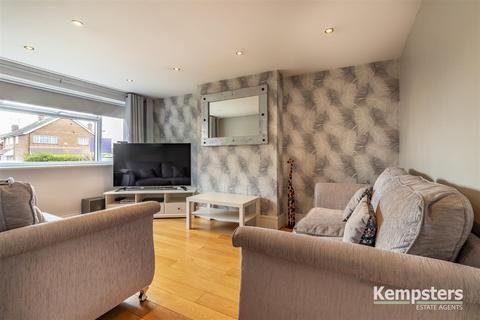 34 Elm Road, Aveley, South Ockendon, RM15 4SX