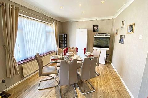 46 Tudor Way, Worcester, WR2 5QU