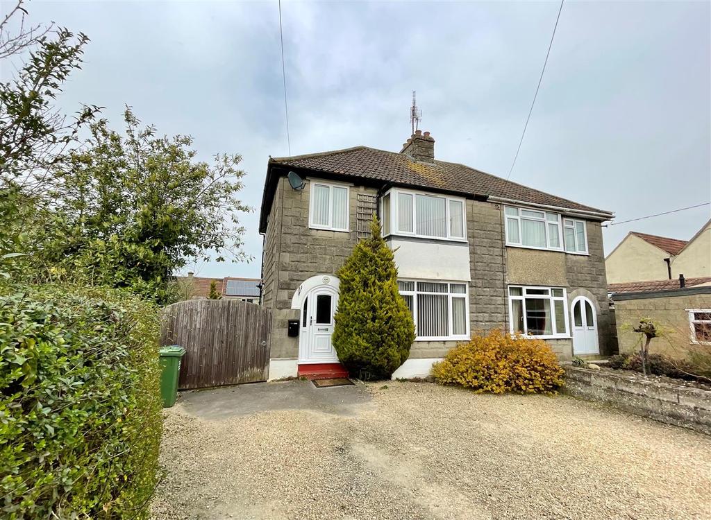 London Road, Chippenham 3 bed semidetached house £270,000