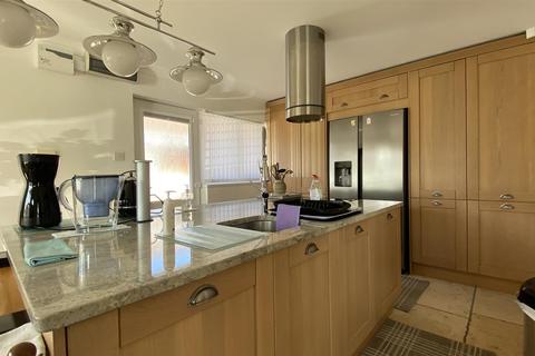 37 Middleton Close, Seaton, Seaham, SR7 0PQ