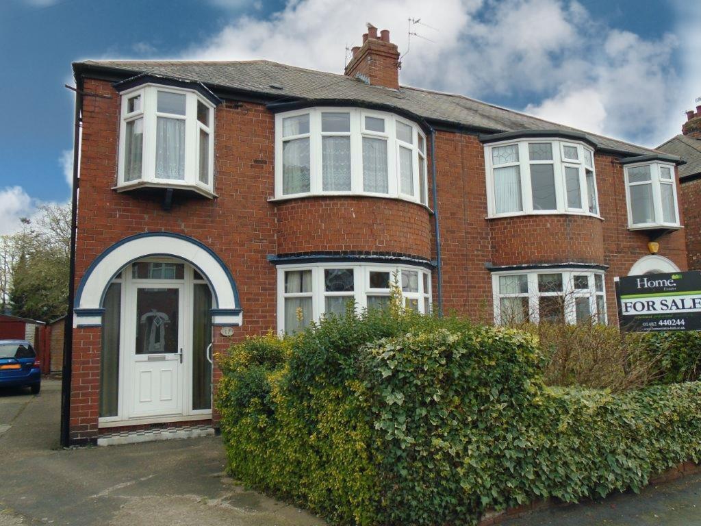 Windsor Road, Hull, HU5 4HD 3 bed house £130,000