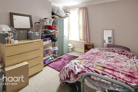 140 First Avenue, Manor Park, London, E12 6AJ