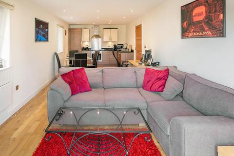 11, Roundhay Court Sutherland Avenue, Leeds, LS8 1BL