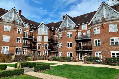 44 Marston Gate, Winchester, SO23 7DS