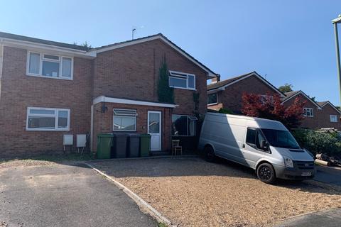 1 Amport Close, Winchester, SO22 6LP