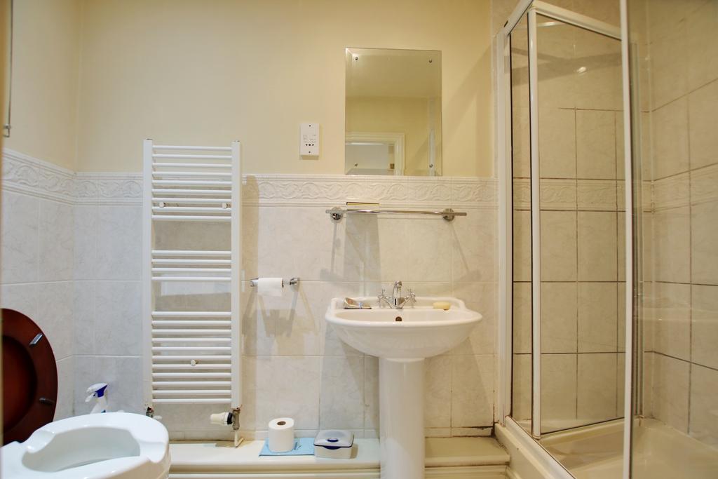Ensuite Shower Room