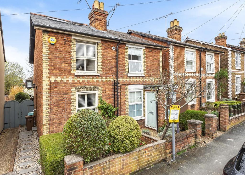 Ludlow Road, Guildford, GU2 3 bed semidetached house £585,000