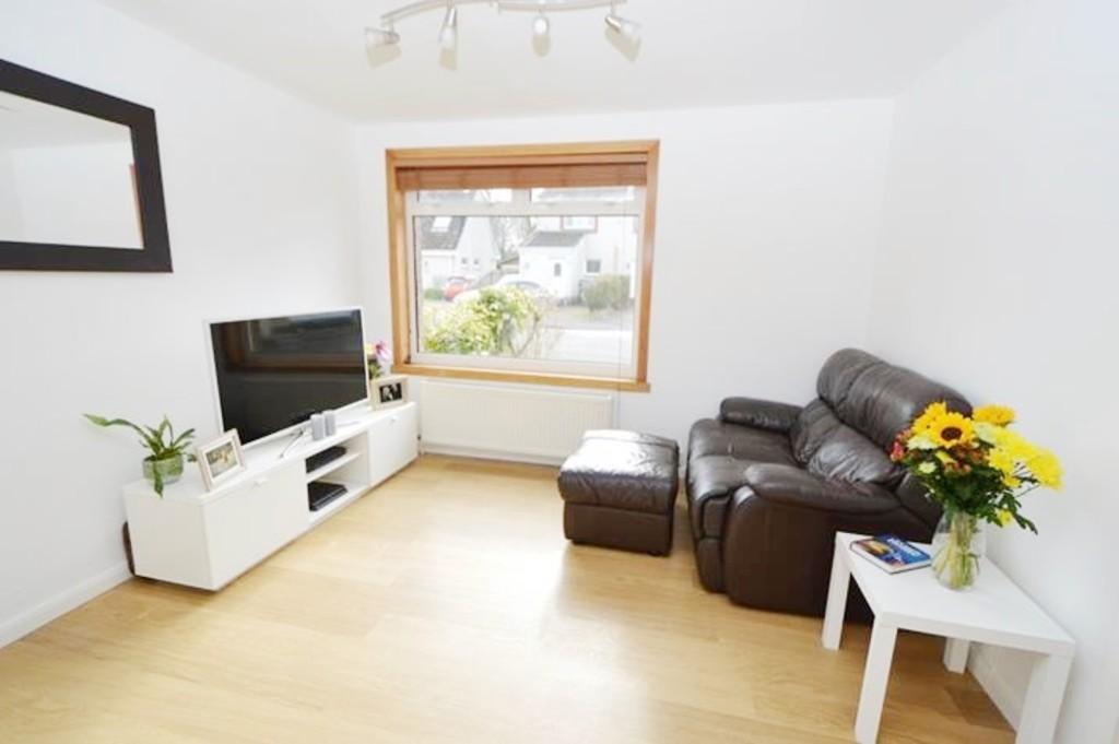 Ochiltree Drive, Mid Calder 1 bed terraced house £103,000